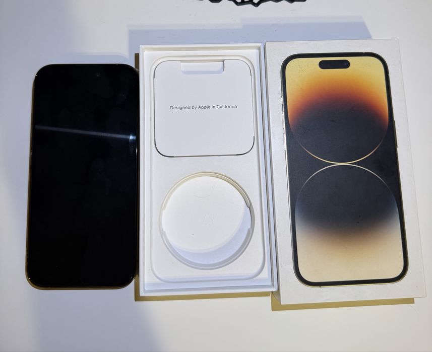 iphone 14 pro gold + airpods generatia 2