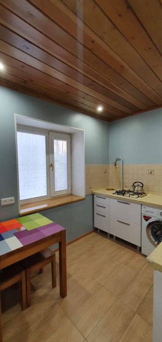 Сдам 1-комнатную квартиру помесячно