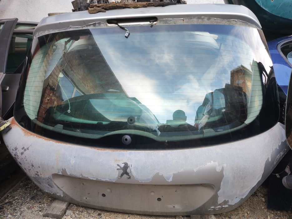 Заден капак(багажник) за Пежо-207(хечбек)