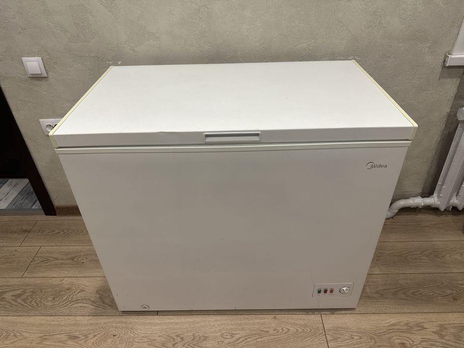 Продаю морозильную камеру