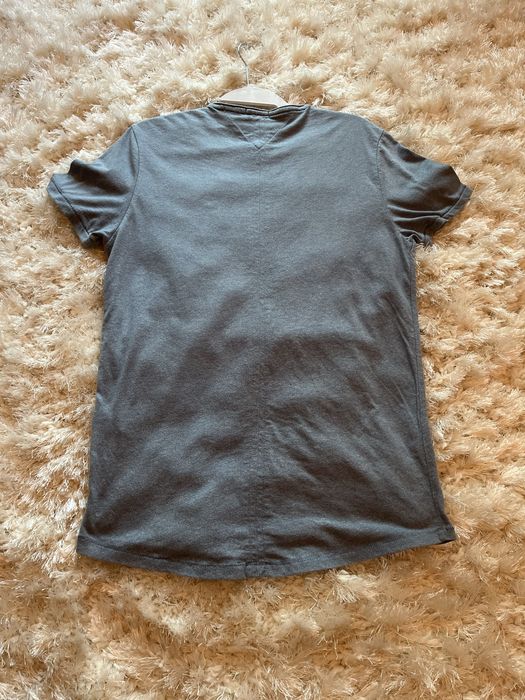 Tricou Tommy Hilfiger Jeans Slim Fit marimea S (nou)