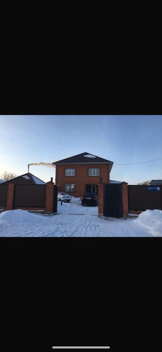 Продам дом двух этажный