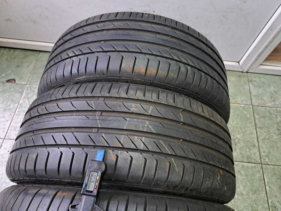 4 anvelope 235/45 R19 Continental runflat