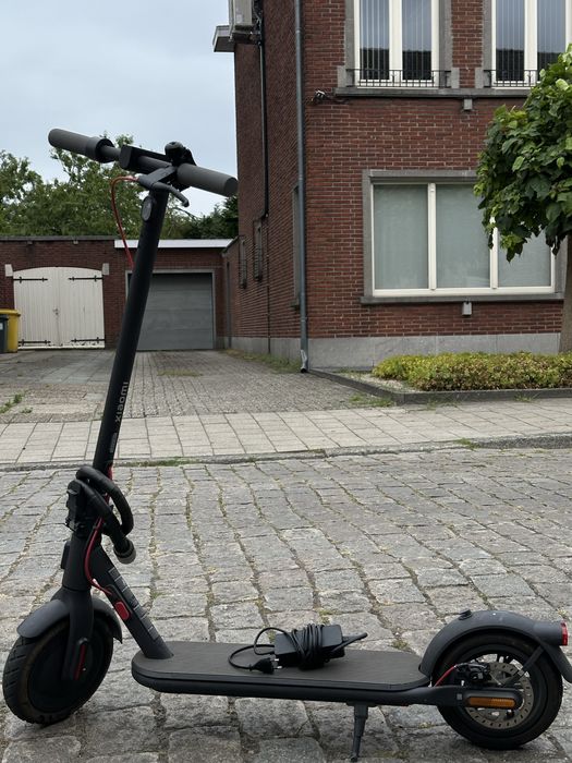 Trotineta electrica xiaomi electric scooter 4