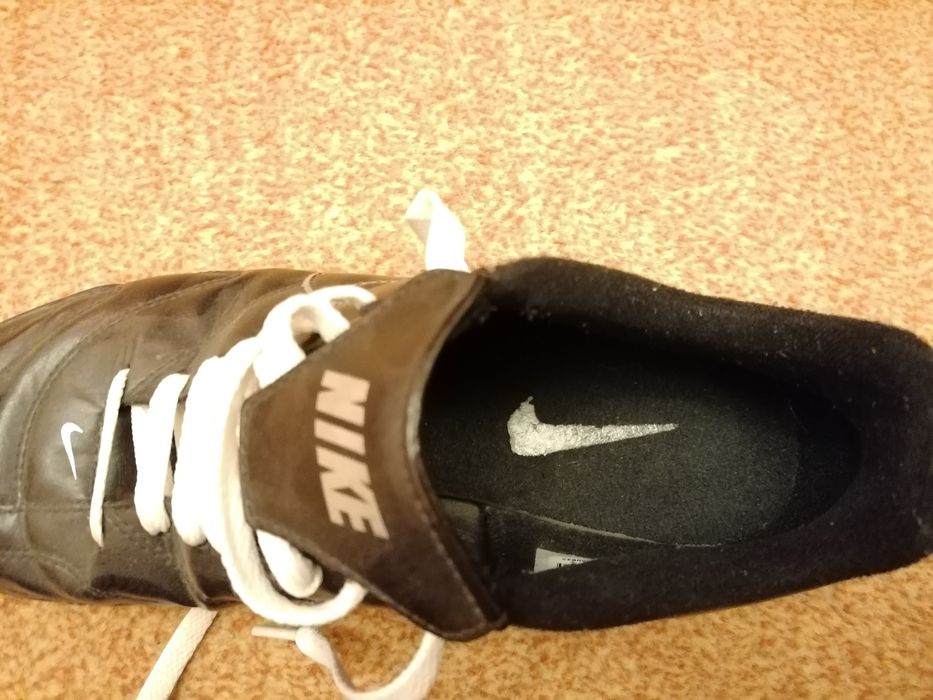 Adidasi originali Nike 41