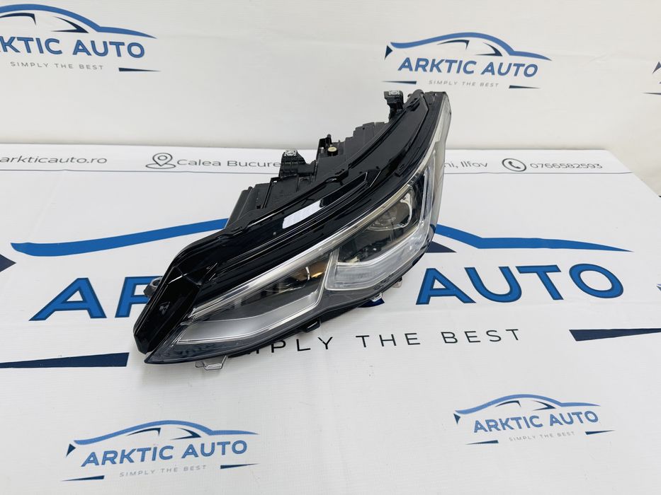 Far stanga Matrix IQ Light VW GOLF 8 cod 5H1941059K