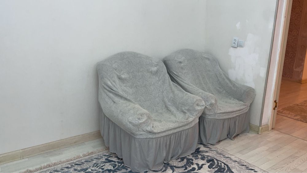 Диван қолданылған