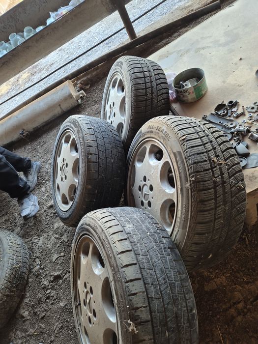 Мерседес шина диска накаченний