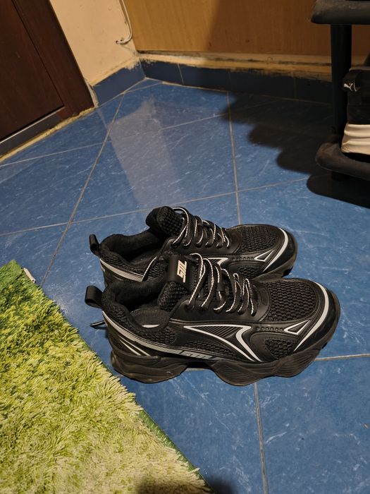 Дамски маратонки Steve Madden