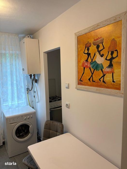 De vanzare apartament cu 3 camere, complet mobilat și utilat