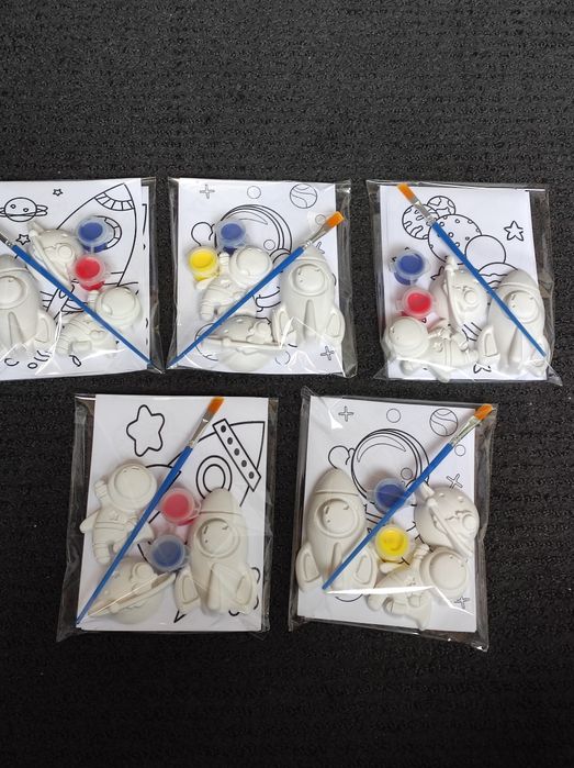 Комплект космос за оцветяване