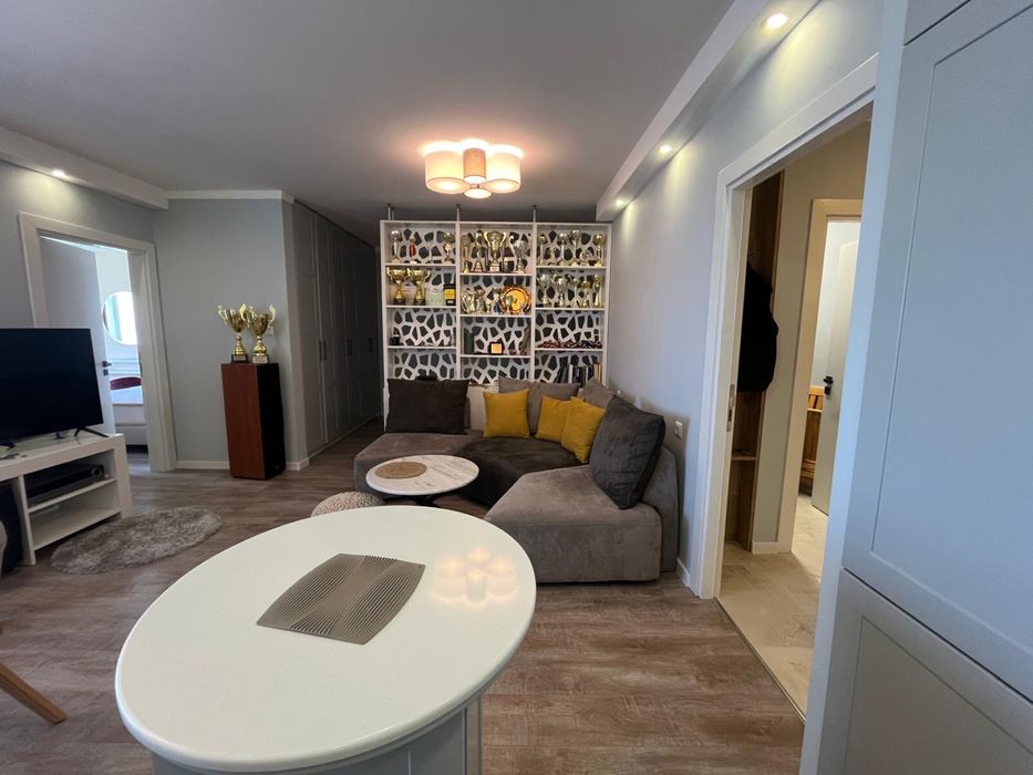 Продава се Тристаен апартамент в Свети Влас - 86 кв.м за 2000 €/кв.м - Снимка #1