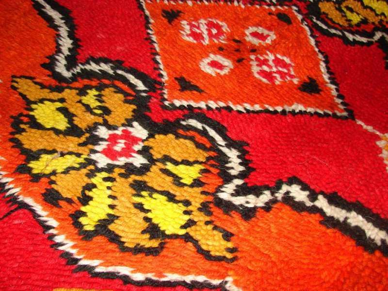 автентичен родопски текстил