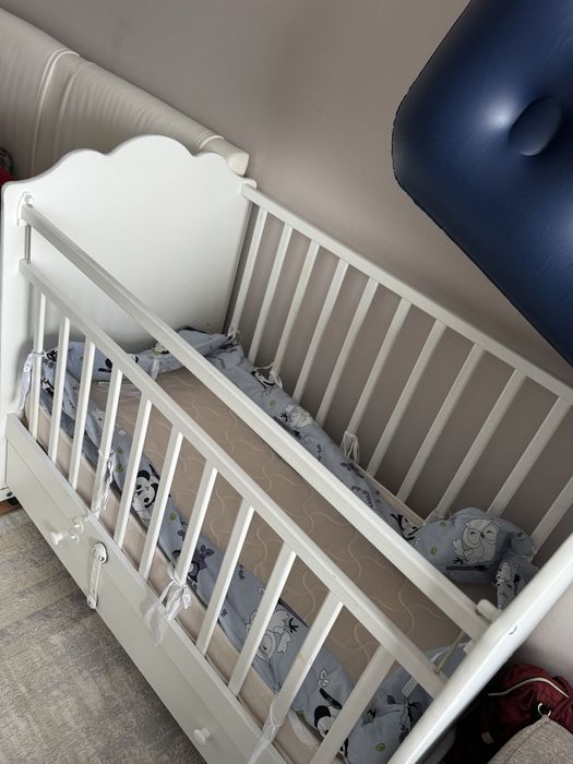 Продам детский манеж.