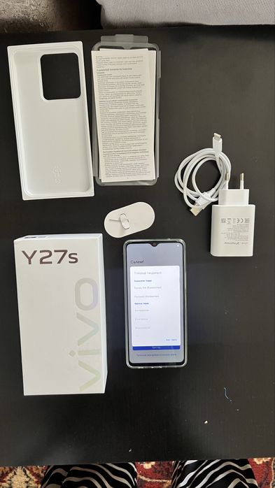 Телефон Vivo Y27s