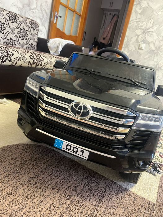 Электронная машина Тайота