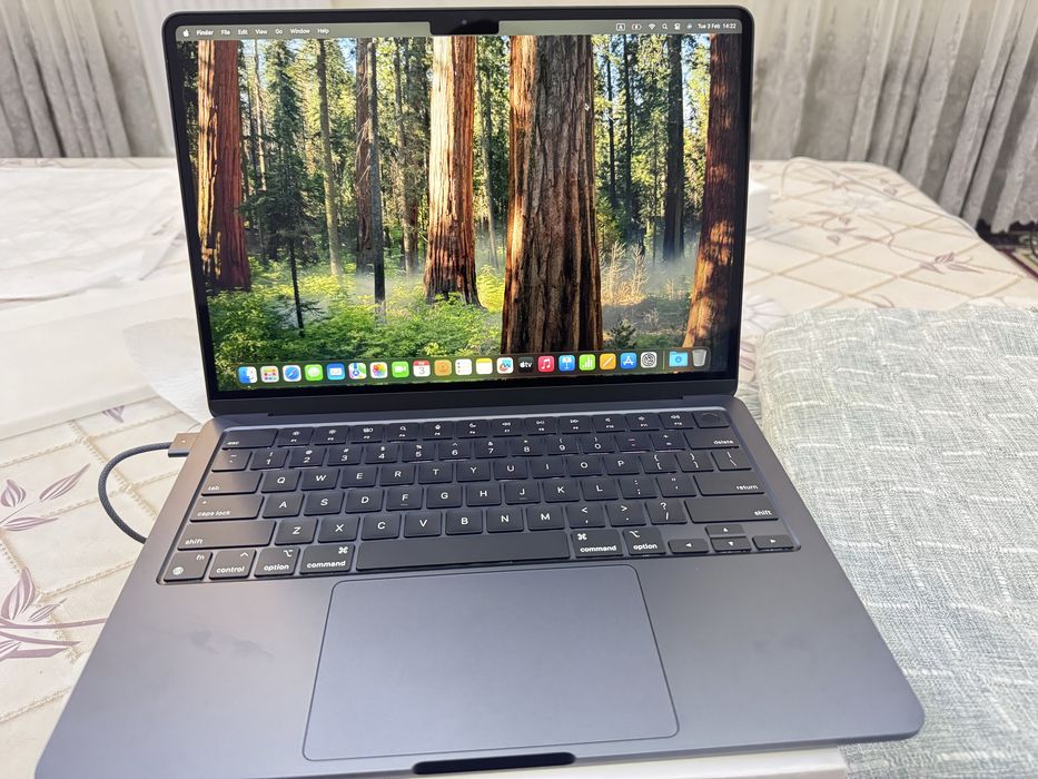 Macbook air m2 midnight