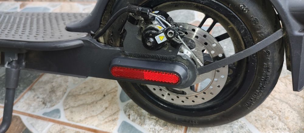 trotinetă electrică Xiaomi+ încărcător