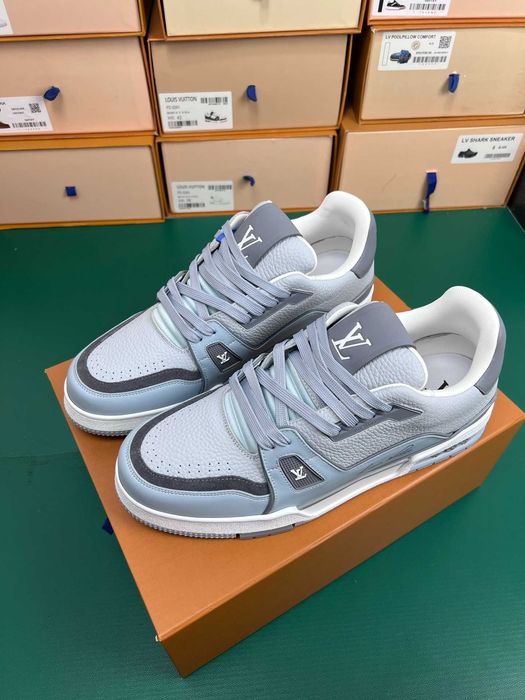 Adidasi Louis Vuitton Trainer Premium
