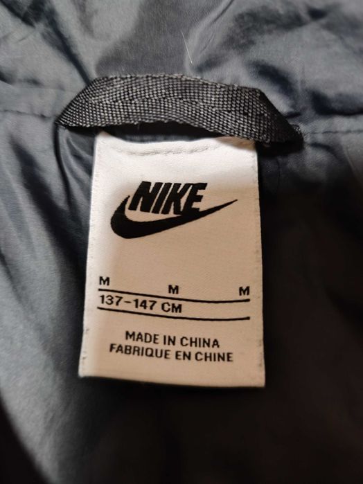 Детско яке Nike ( оригинал)