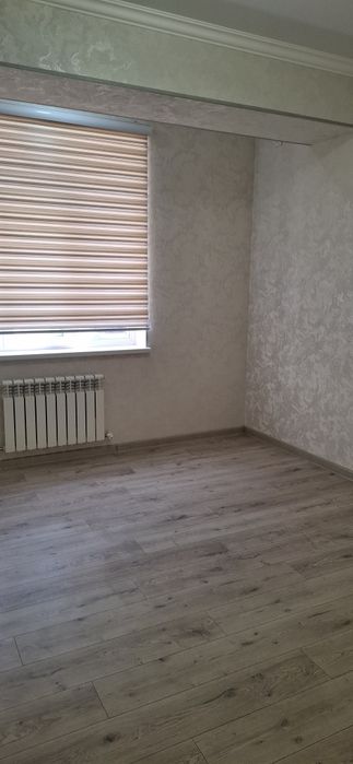 Продаю квартиру Яшнабадский р-он Новостройка Азия Хаус 2-ком 1-этаж 8э