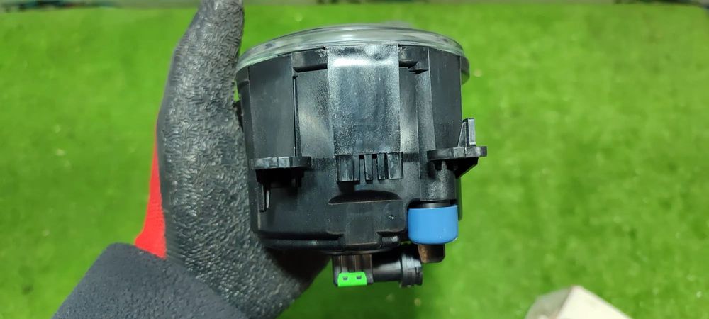 PROIECTOR CEATA SUZUKI / RENAULT / OPEL / FORD / CITROEN / NISSAN COD OEM 35500-63J04 / 390-11174438 2005-2015 (5G2)