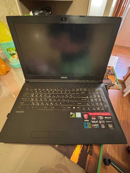 Игровой ноутбук MSI очень срочно