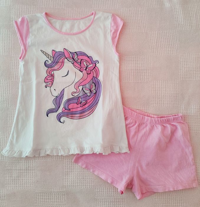 Детски пижами 122 см. Обща цена 26 €