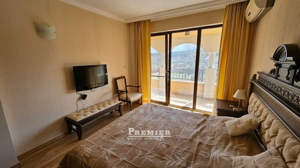 Продава се Двустаен апартамент в Царево - 73 кв.м за 573 €/кв.м - Снимка #9