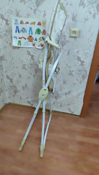 Отдам бесплатно детский стульчик для кормления