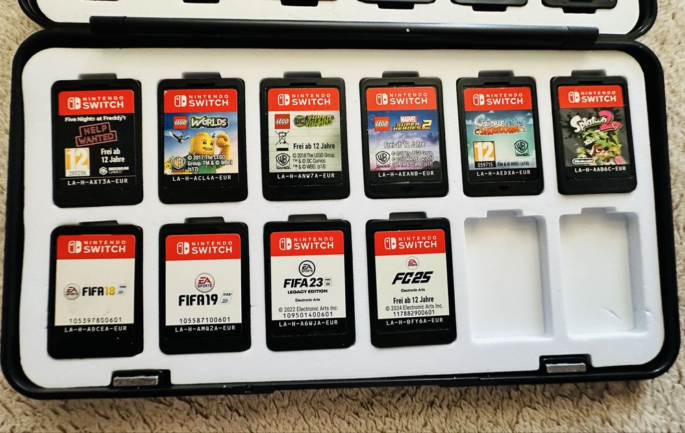 Nintendo Switch Hac-001 пълен комплект