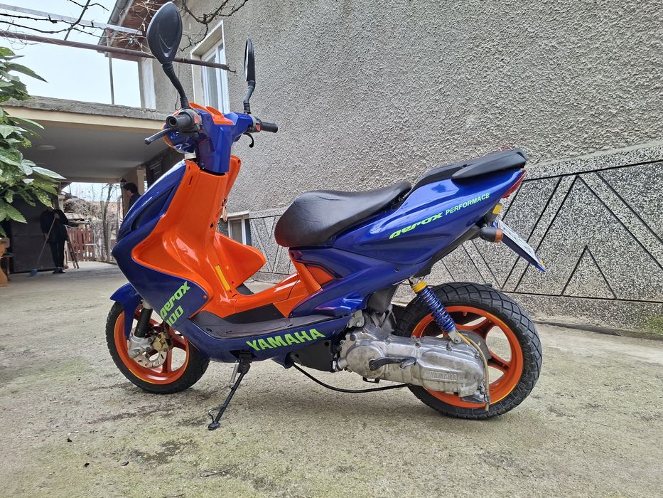 Продавам Yamaha Aerox 100cc