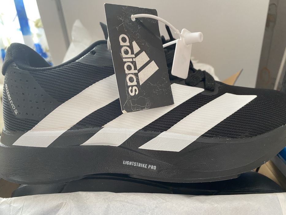 кроссовки Adidas