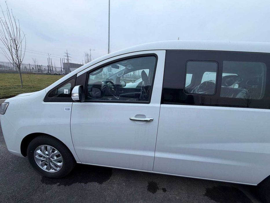 JAC M4 Luxe Miniven Yangi 9 o'rinli / Kredit Lizing Rassrochka bor