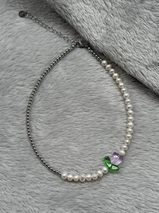 Ръчно изработени колиета от естествени перли, камъни и стомана