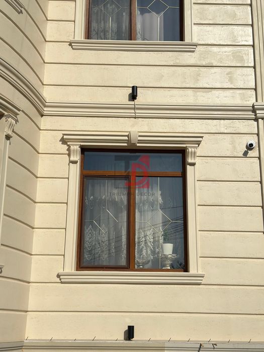 Оконные и дверные обрамления