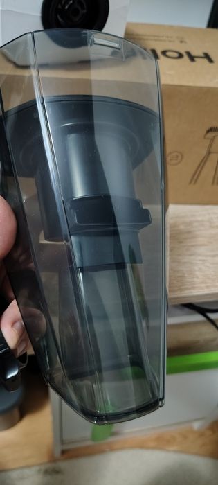 Aspirator portabil cu acumulator