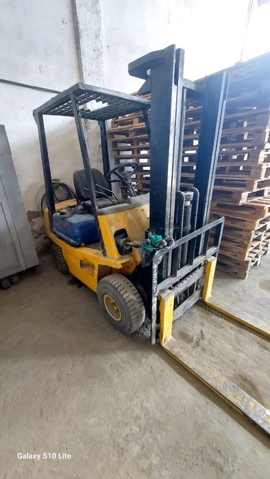 Вилочный погрузщик