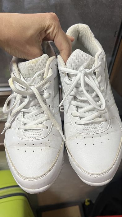 Кроссовки DIODORA