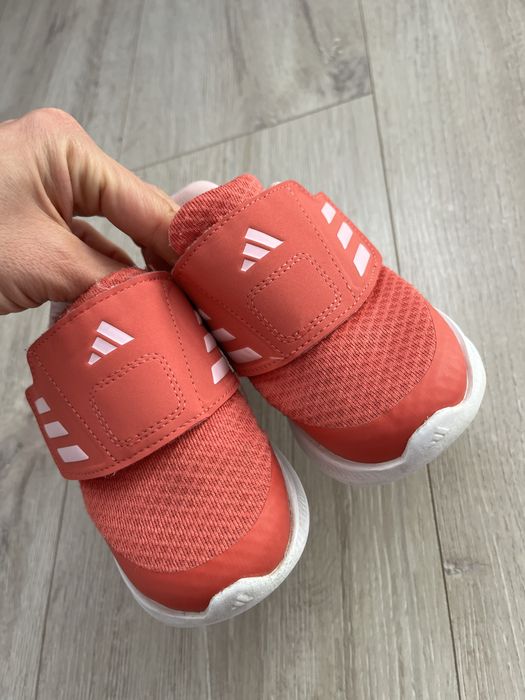 обувки за момиче 22 номер adidas адидас