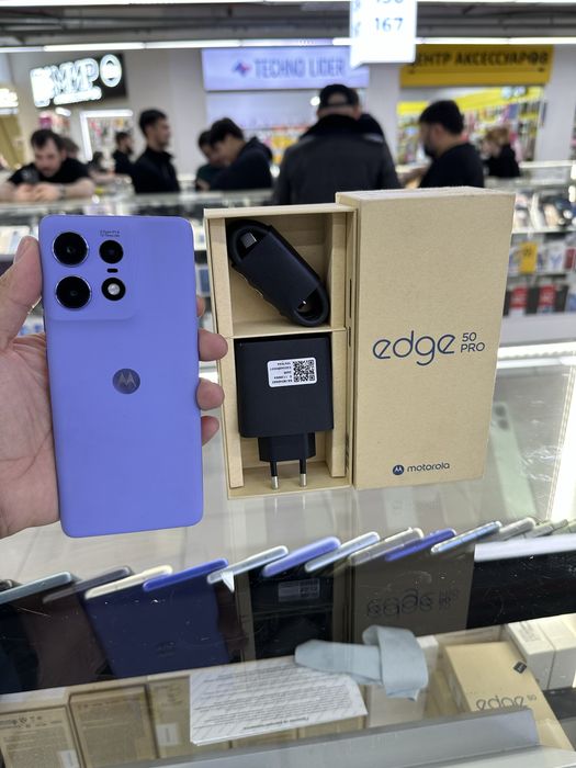Moto. Edge 50 pro 5G. 12//512