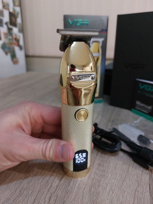 Машинка за подстригване VGR 275