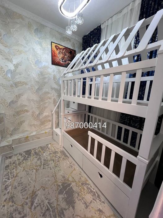 Двухьярусная кровать