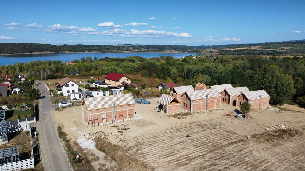 Teren La Lacul Surduc/Fardea