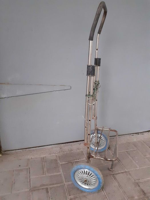 Тележку бытовую - продам.