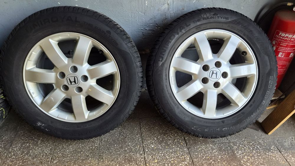 17" джанти със зимни гуми HONDA CR-V