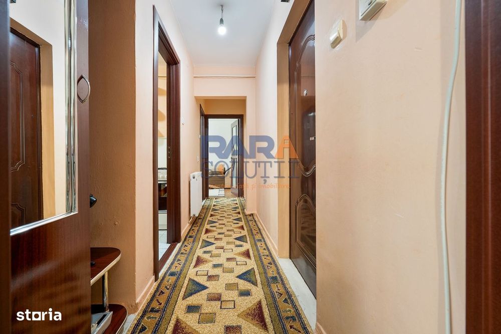 Apartament la etajul 1 - zonă superbă