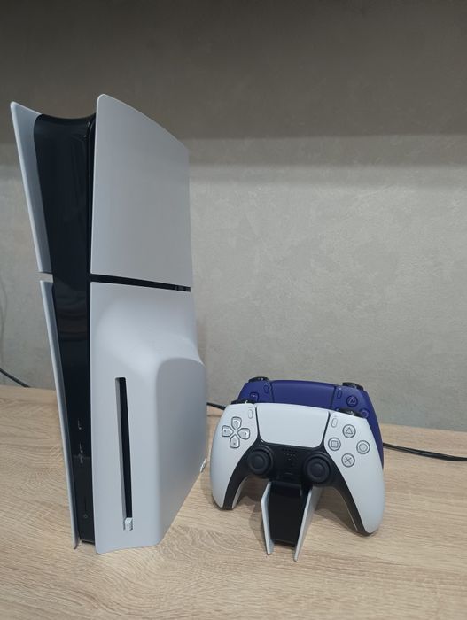 Продам пс 5 слим