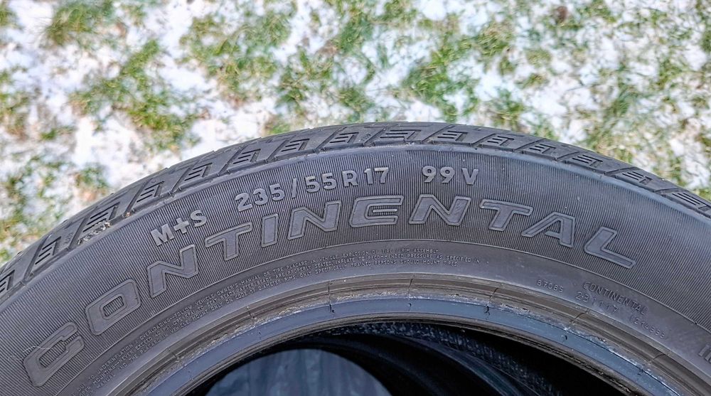 anvelope iarna 235/55 R17 - profil 5mm- 4 cauciucuri Continental