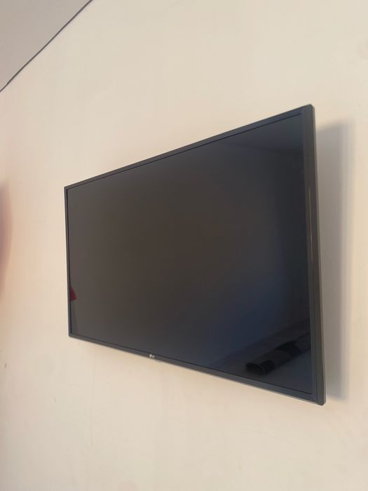 Продам Телевизор LG